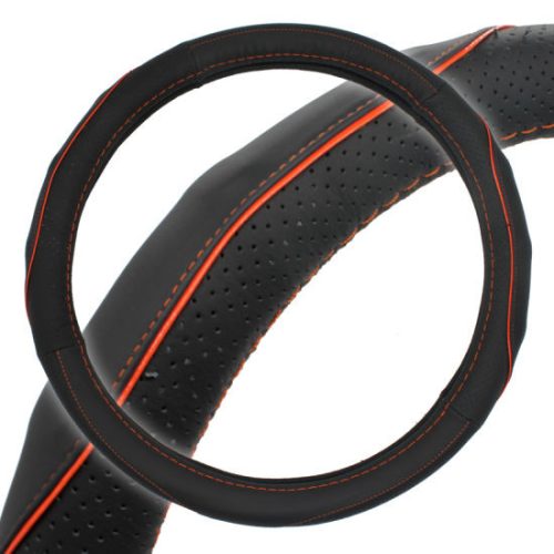Couvre volant en cuir noir avec motif surpiqûres et lignes oranges Ø38cm