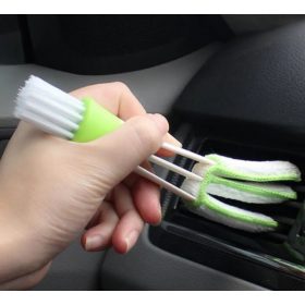 Brosse de nettoyage des grilles d'aération